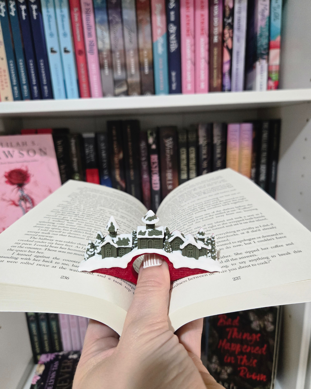 Winter Wonderland Page Holder