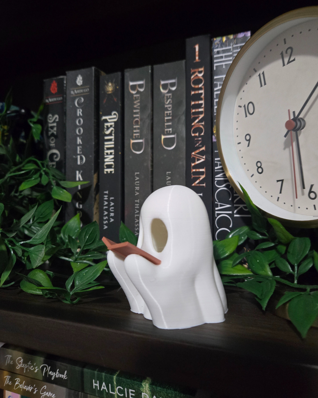 Reading Ghost w/ Tealight