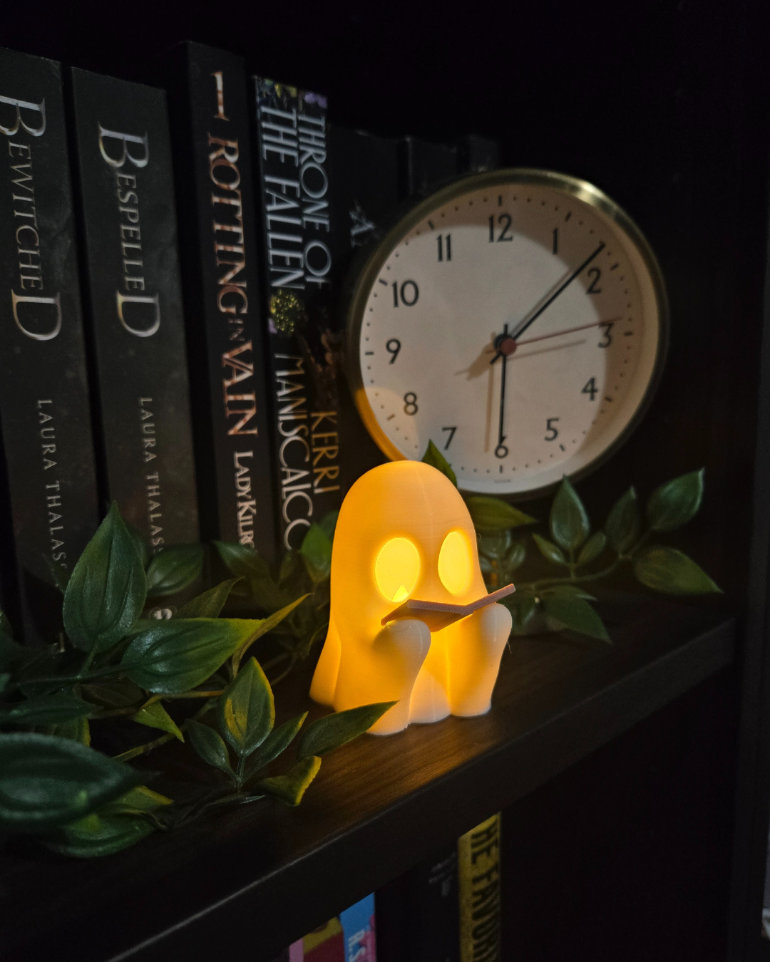 Reading Ghost w/ Tealight