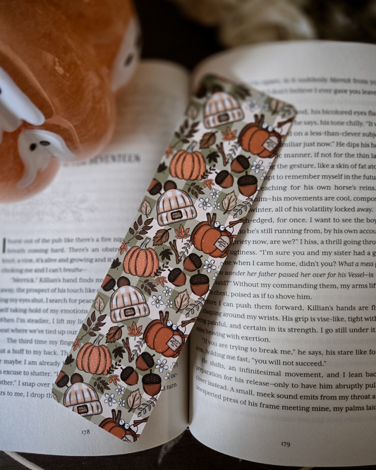 Cozy Checkered Bookmark (Green)